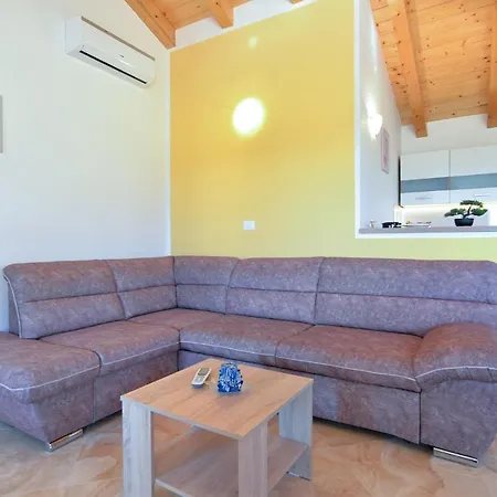 House Roza 2065 Feriehus