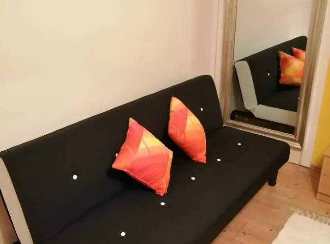 House Roza 2065 Vikendica